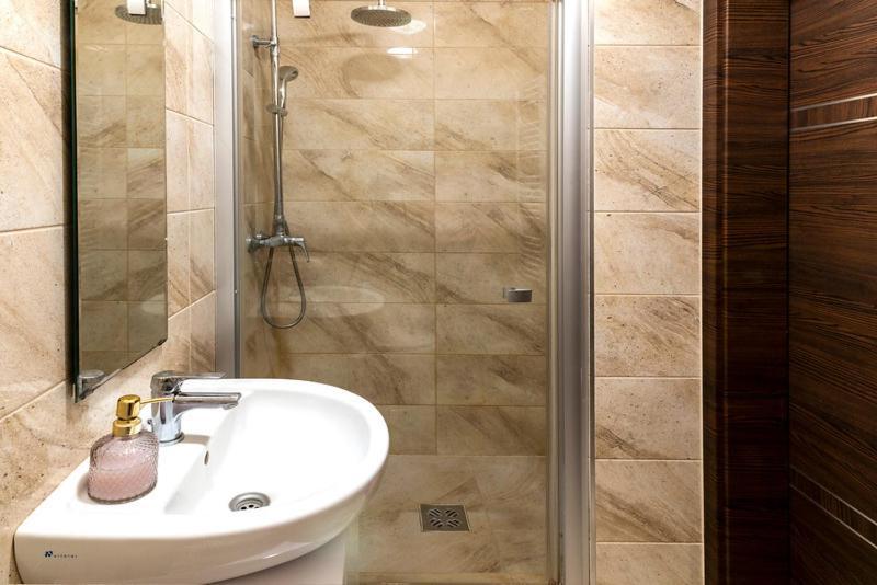 Exkluziv Apartman Debrecen Ngoại thất bức ảnh
